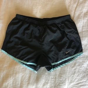 Nike Dri-fit jogging shorts S